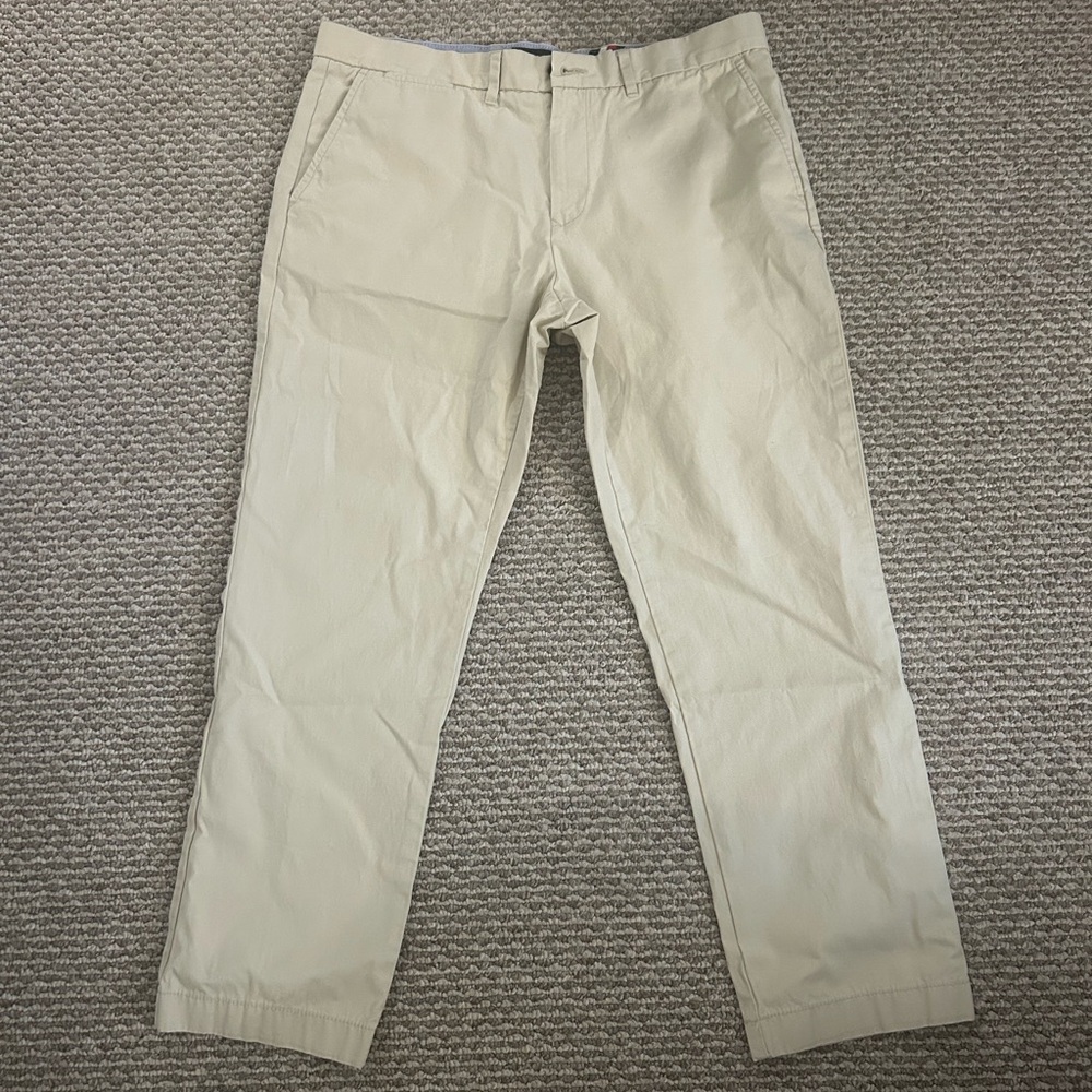 Tommy Hilfiger Men's Cream Chinos